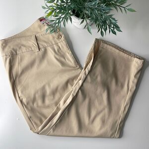 Antiqua desert dry khaki Capri pants.  Size 10. Lightweight. Hiking. Classic.
